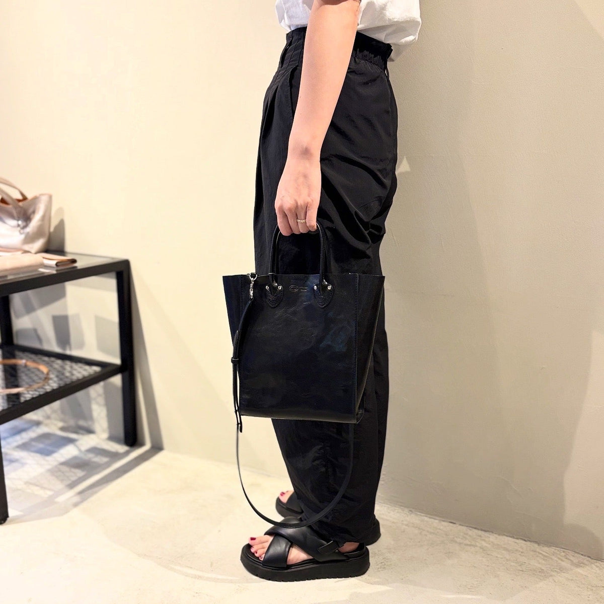 ANNAK アマンダオイルレザー ショルダー付き2way手持ちトートバッグSサイズ
