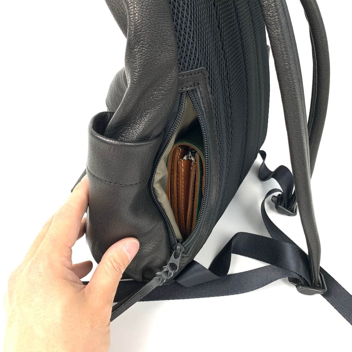 annak ゴートレザーリュック