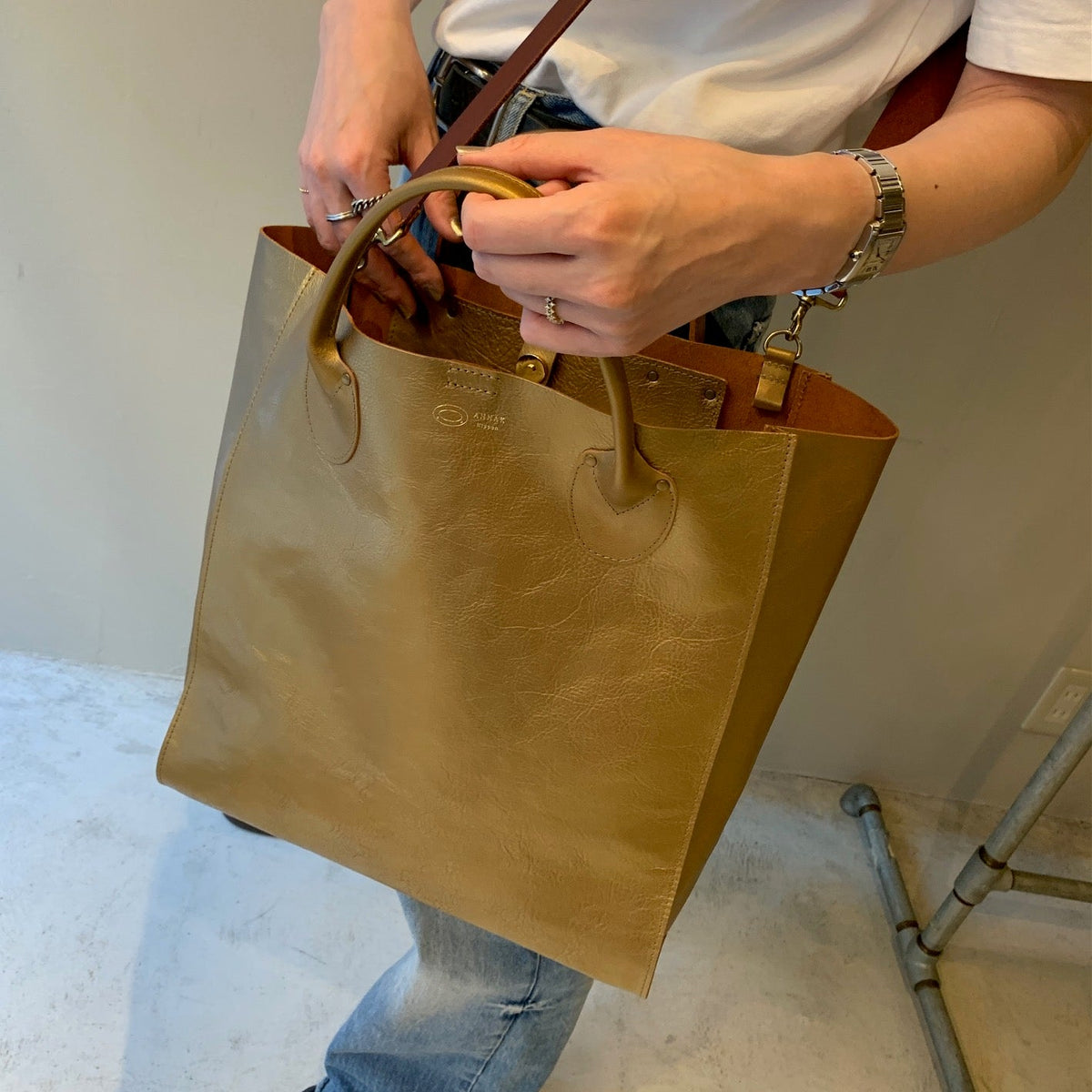 ANNAK アマンダオイルレザー ショルダー付き2way手持ちトートバッグ