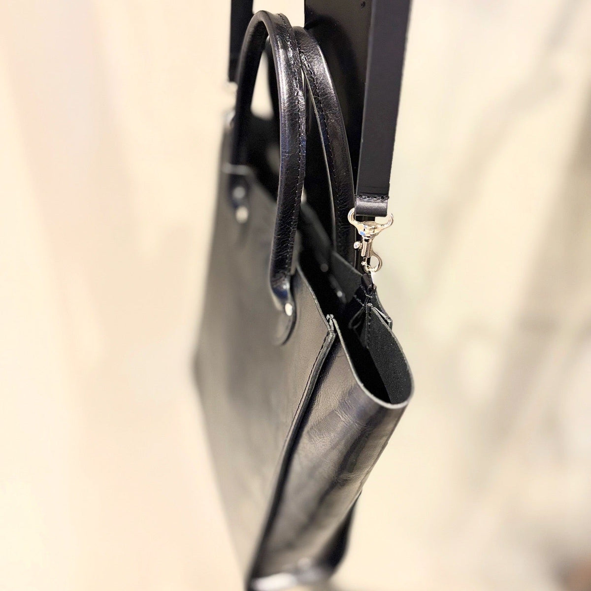 ANNAK アマンダオイルレザー ショルダー付き2way手持ちトートバッグSサイズ