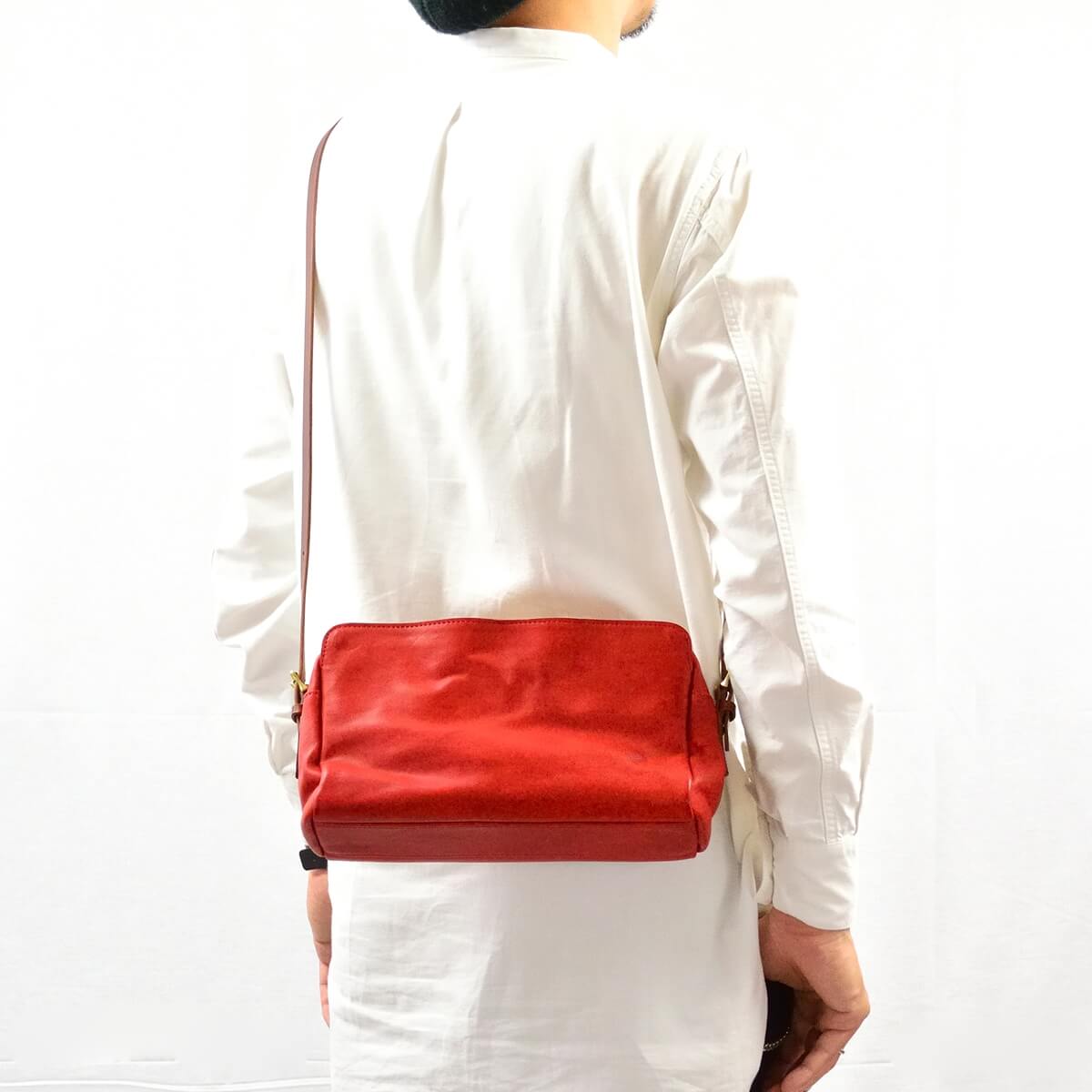 annak あおりポケット付きハンドウォッシュショルダーバッグ