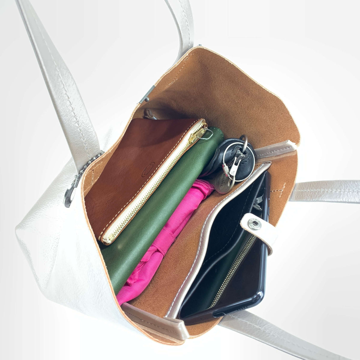 ANNAK アマンダオイルレザー ランチトートバッグ