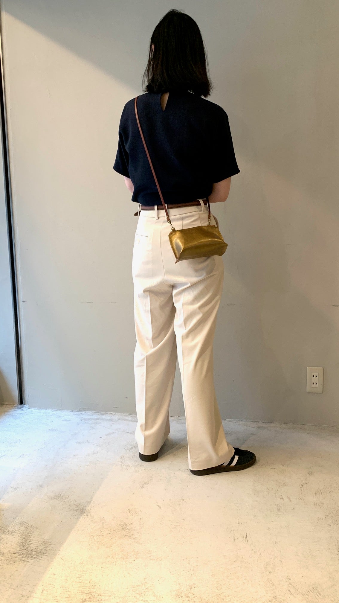 ANNAK アマンダオイルレザー マチ付ミニショルダーバッグ