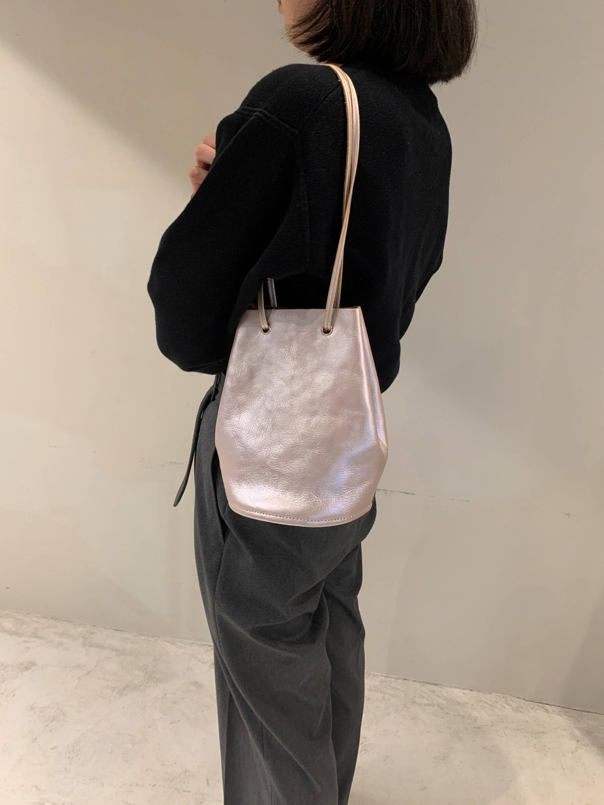 ANNAK アマンダオイルレザー 巾着ショルダー2wayバッグ
