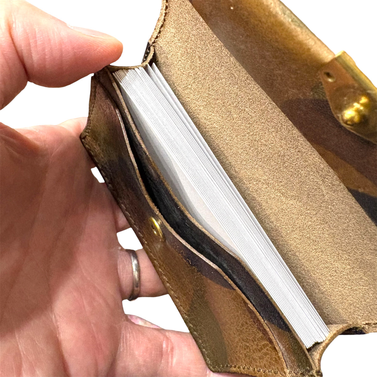 ANNAK 迷彩柄ハンドペイントレザー 名刺入れ
